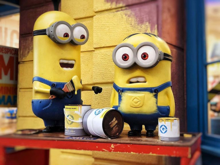 krippenplatz-header-grafik Minions streichen Wand
