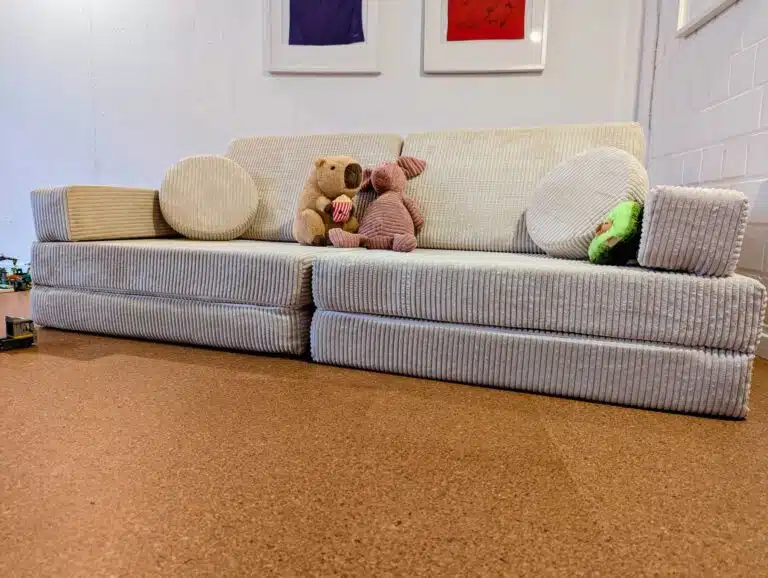 design4kids-spielsofa-cord-grande-xxl_titelbild_papammunity-test